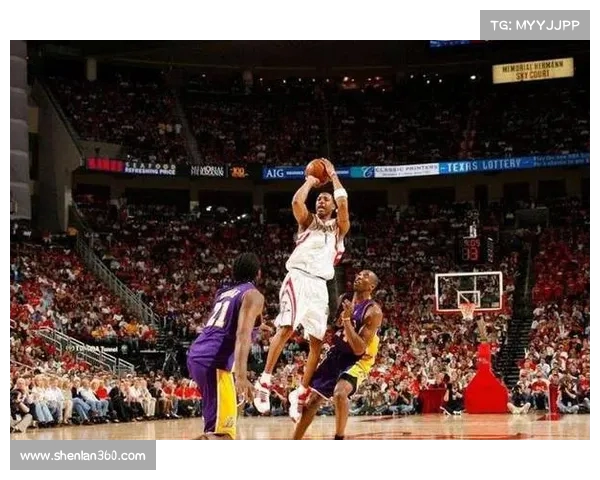 《追寻篮球传奇:NBA球星的奋斗与荣耀历程》 《追寻篮球传奇:NBA球星的奋斗与荣耀历程》