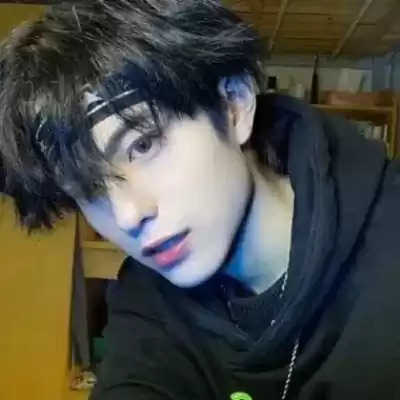 申午瑶